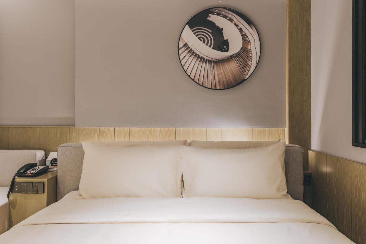 Atour X Hotel The Bund East Nanjing Road Shanghai Bagian luar foto