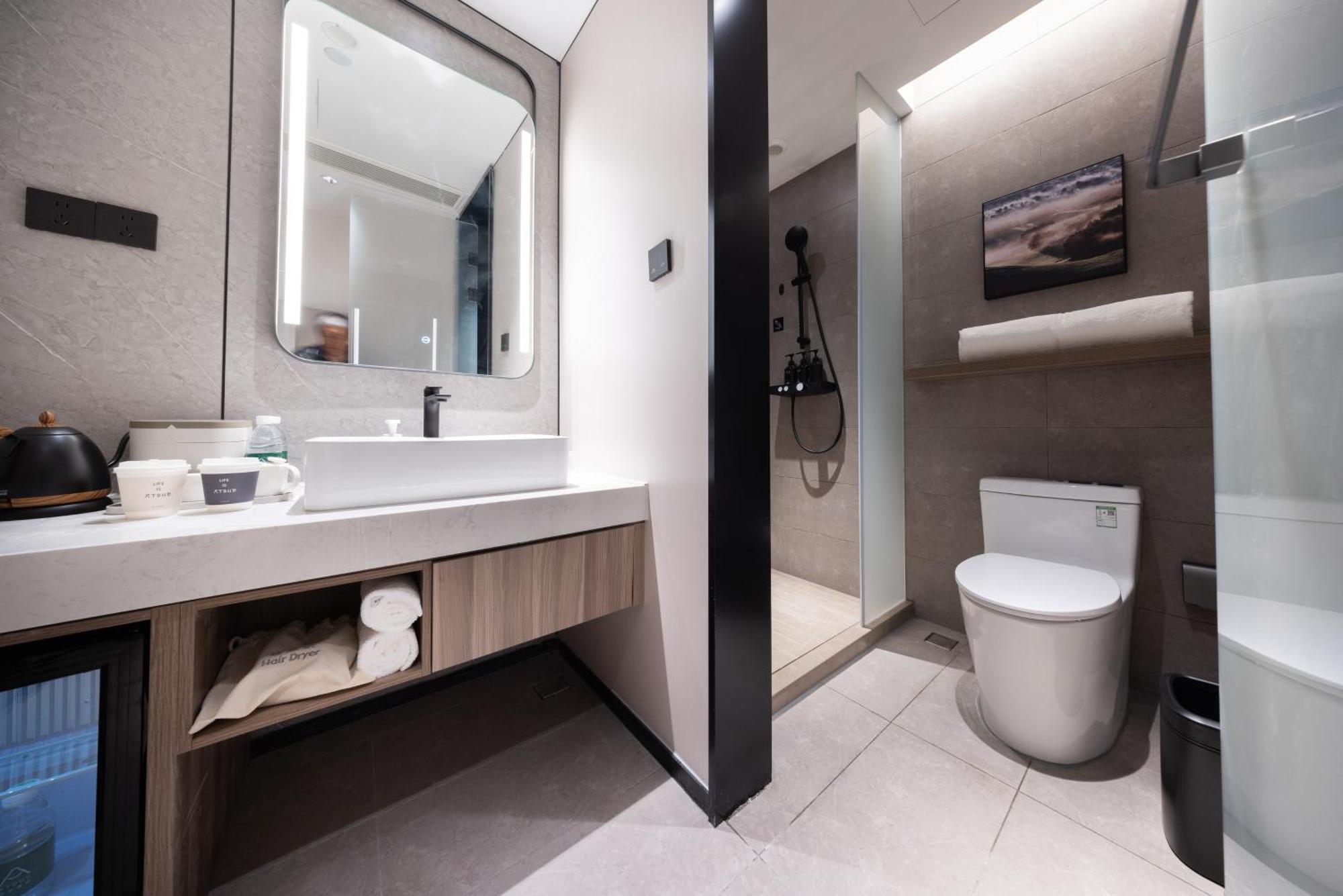 Atour X Hotel The Bund East Nanjing Road Shanghai Bagian luar foto